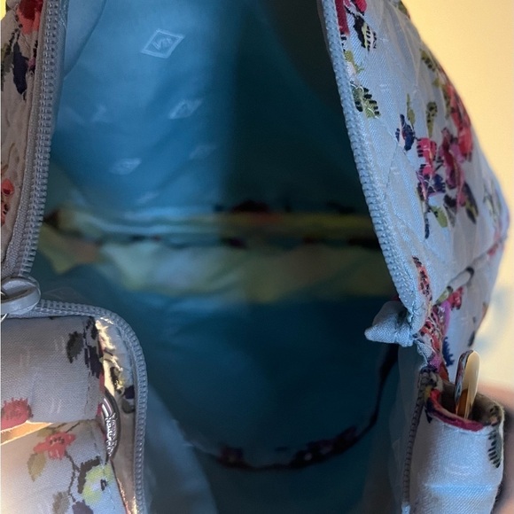 Vera Bradley Large Vera Hipster Zip Top Water Bouquet - Picture 9 of 11